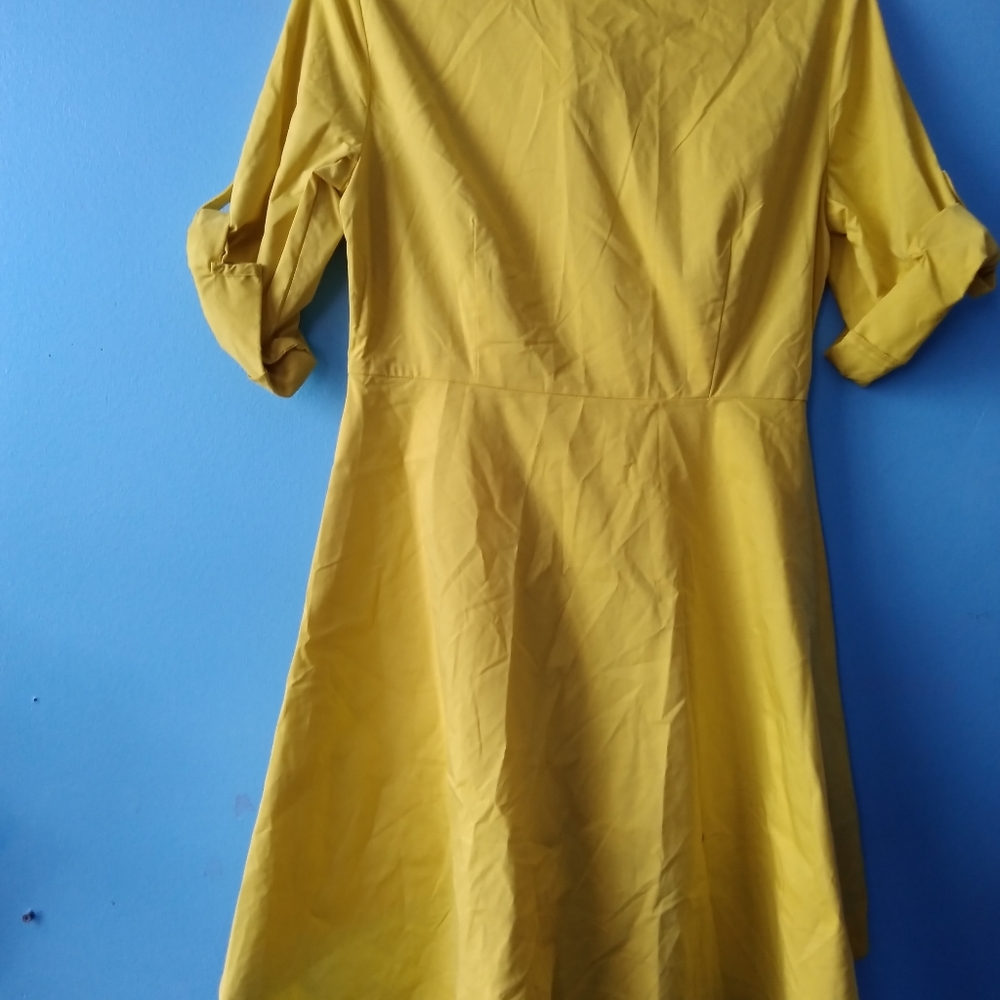 New York company dress - Picture 2 of 3